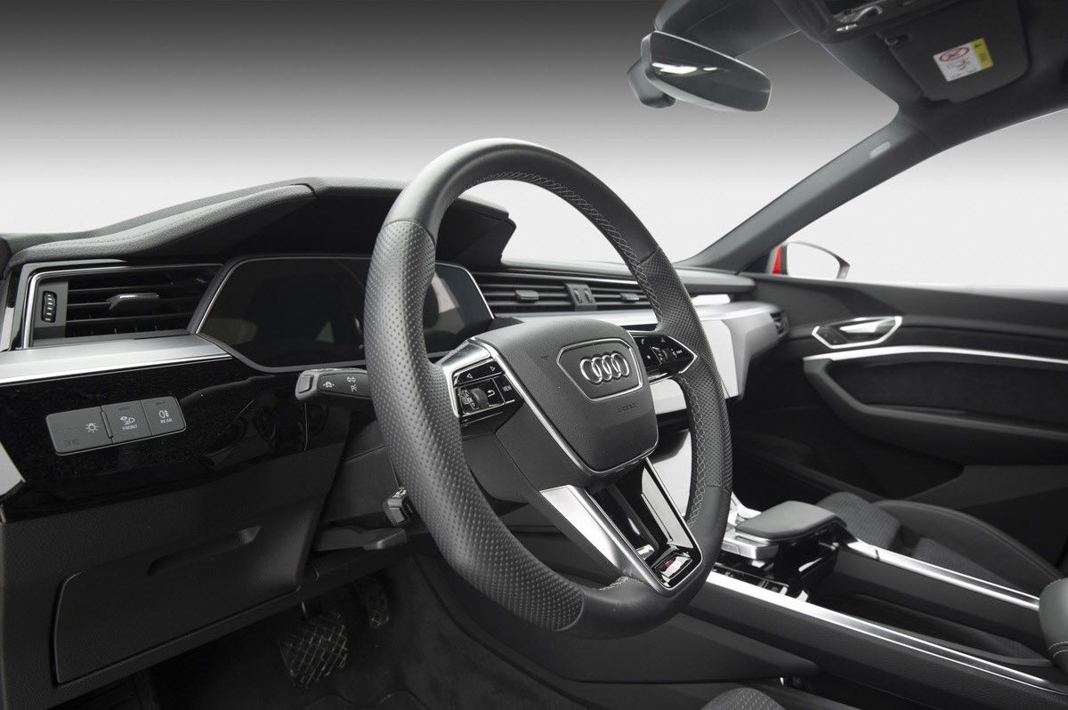 2022 Audi e-tron