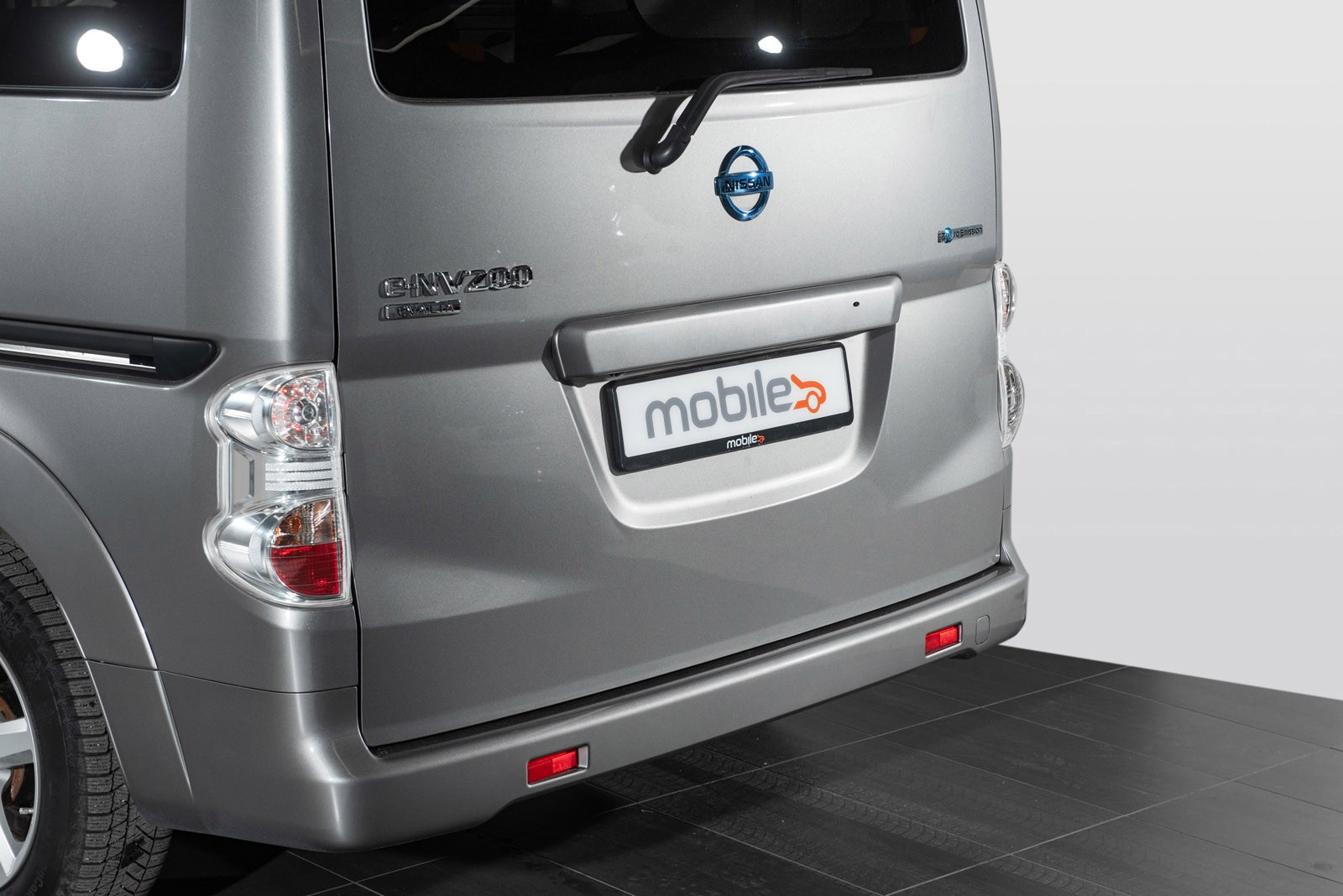 2017 Nissan e-NV
