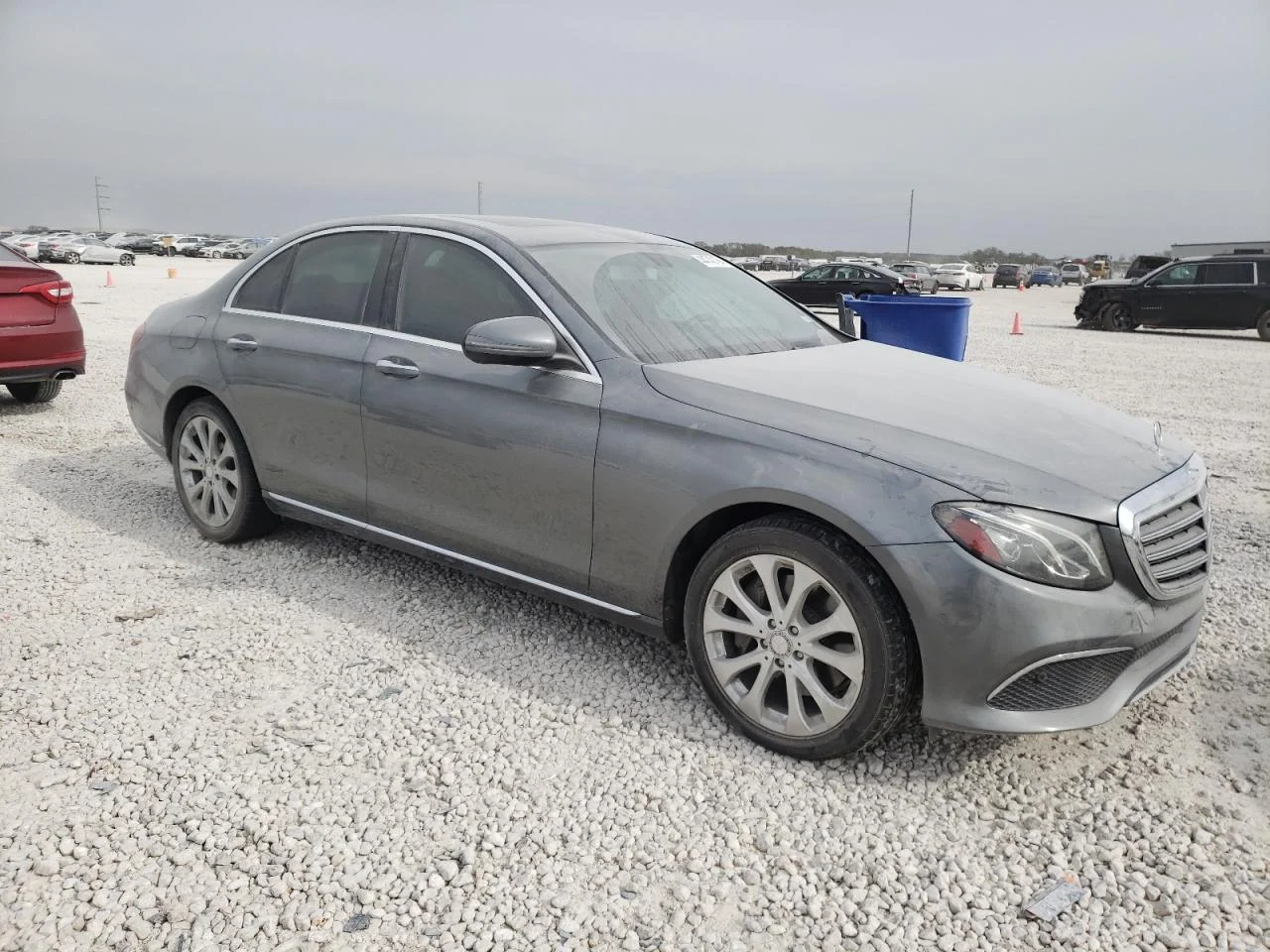 MERCEDES-BENZ E 300 2017
