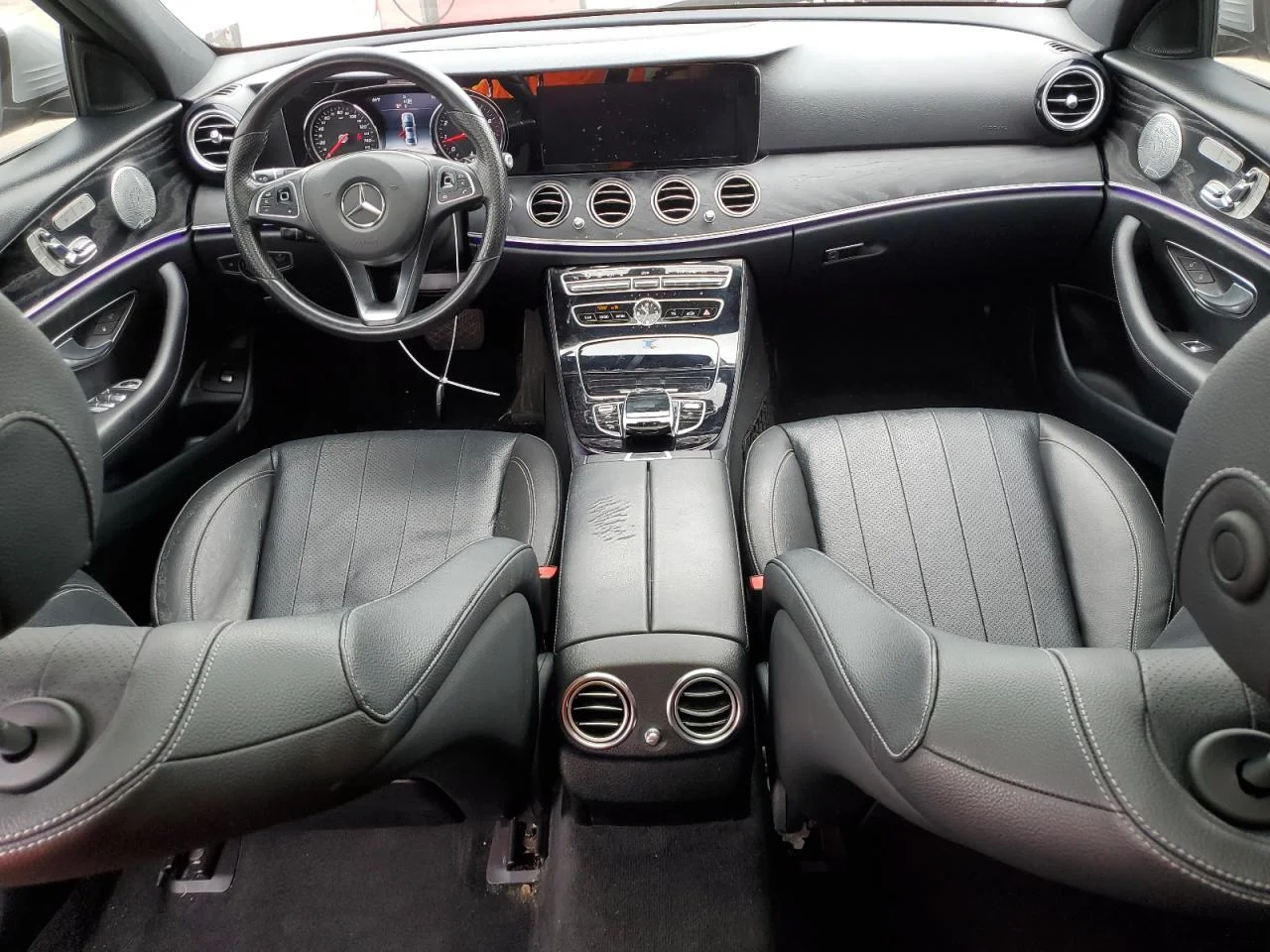 MERCEDES-BENZ E 300 2017