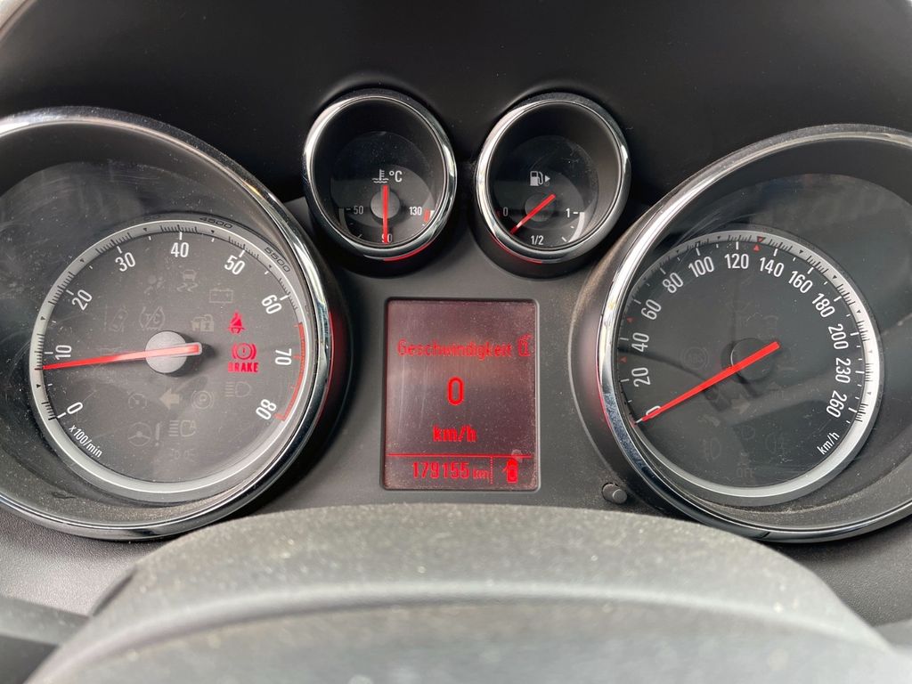 2011 Opel Astra