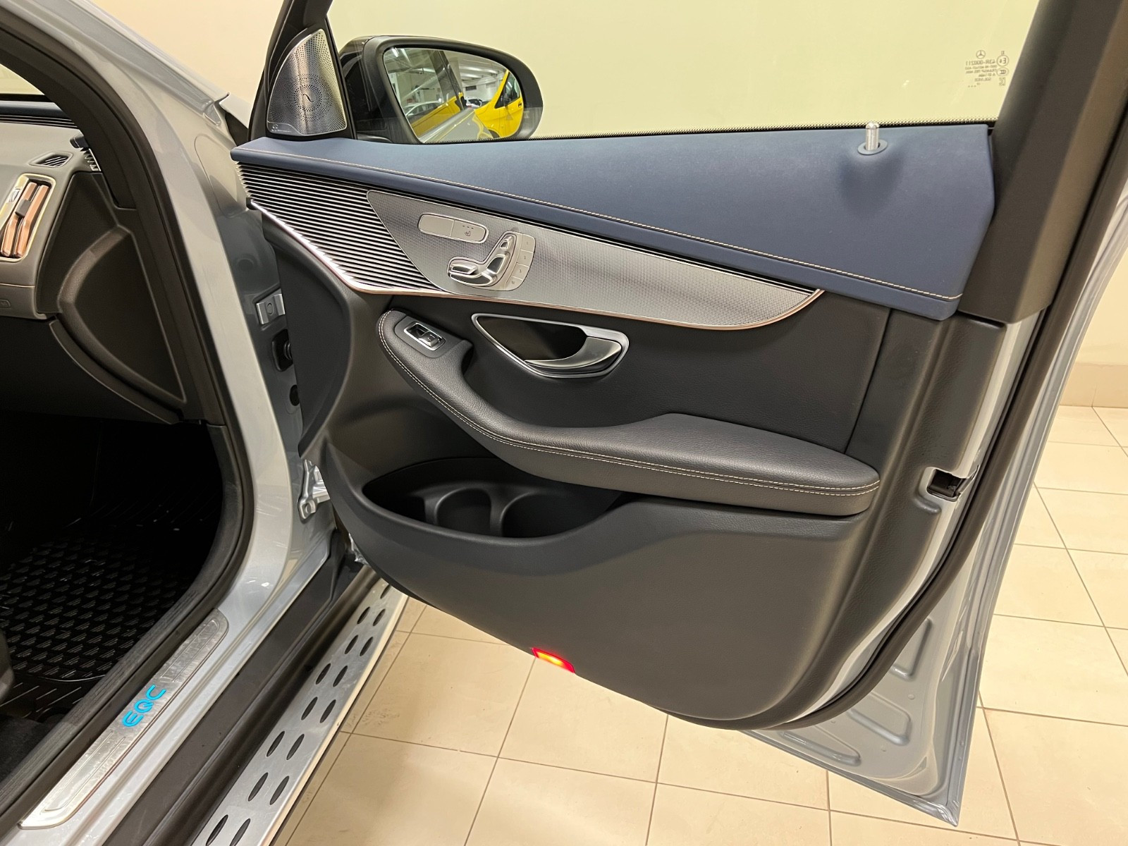 2020 Mercedes-Benz EQC
