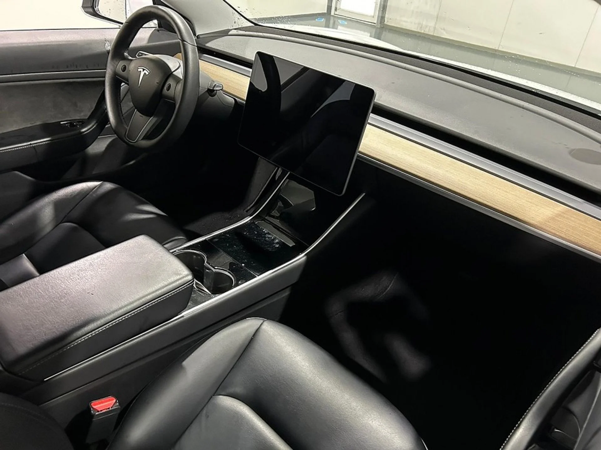 Tesla Model 3 Long Range - Electric - Automatic - 287 hp - 134.792 km
