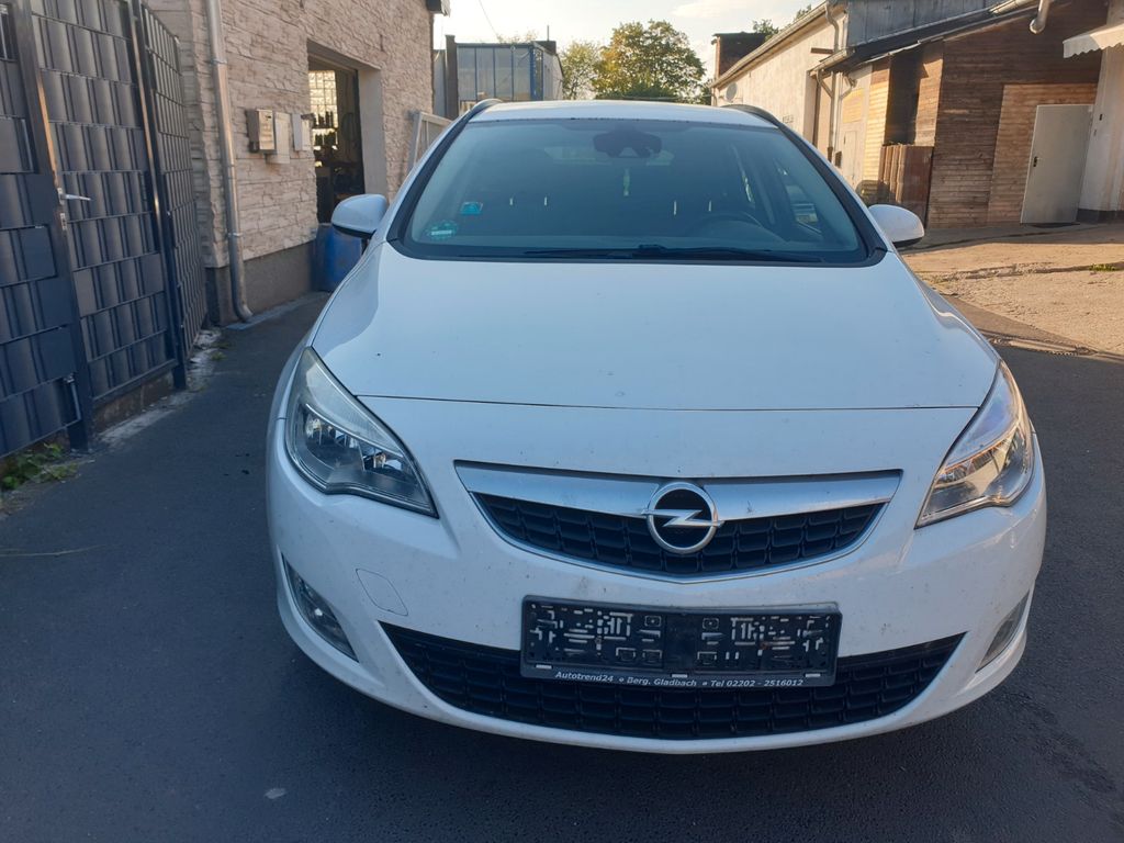 2011 Opel Astra