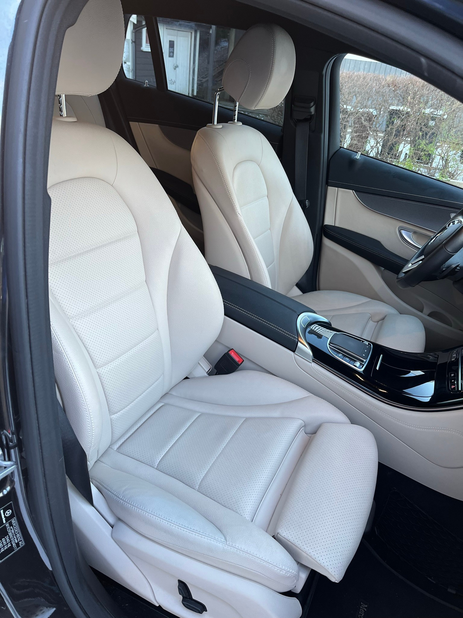 2020 Mercedes-Benz EQC