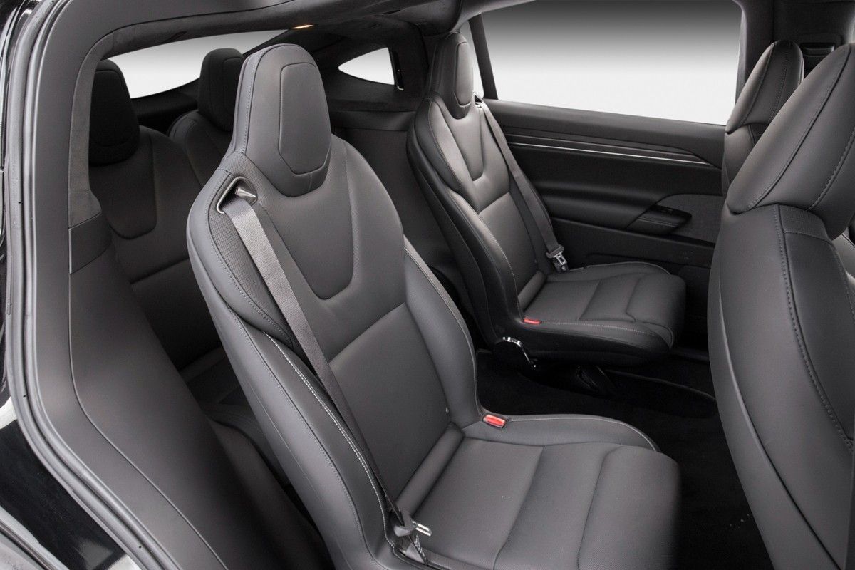 2022 Tesla Model X PLAID