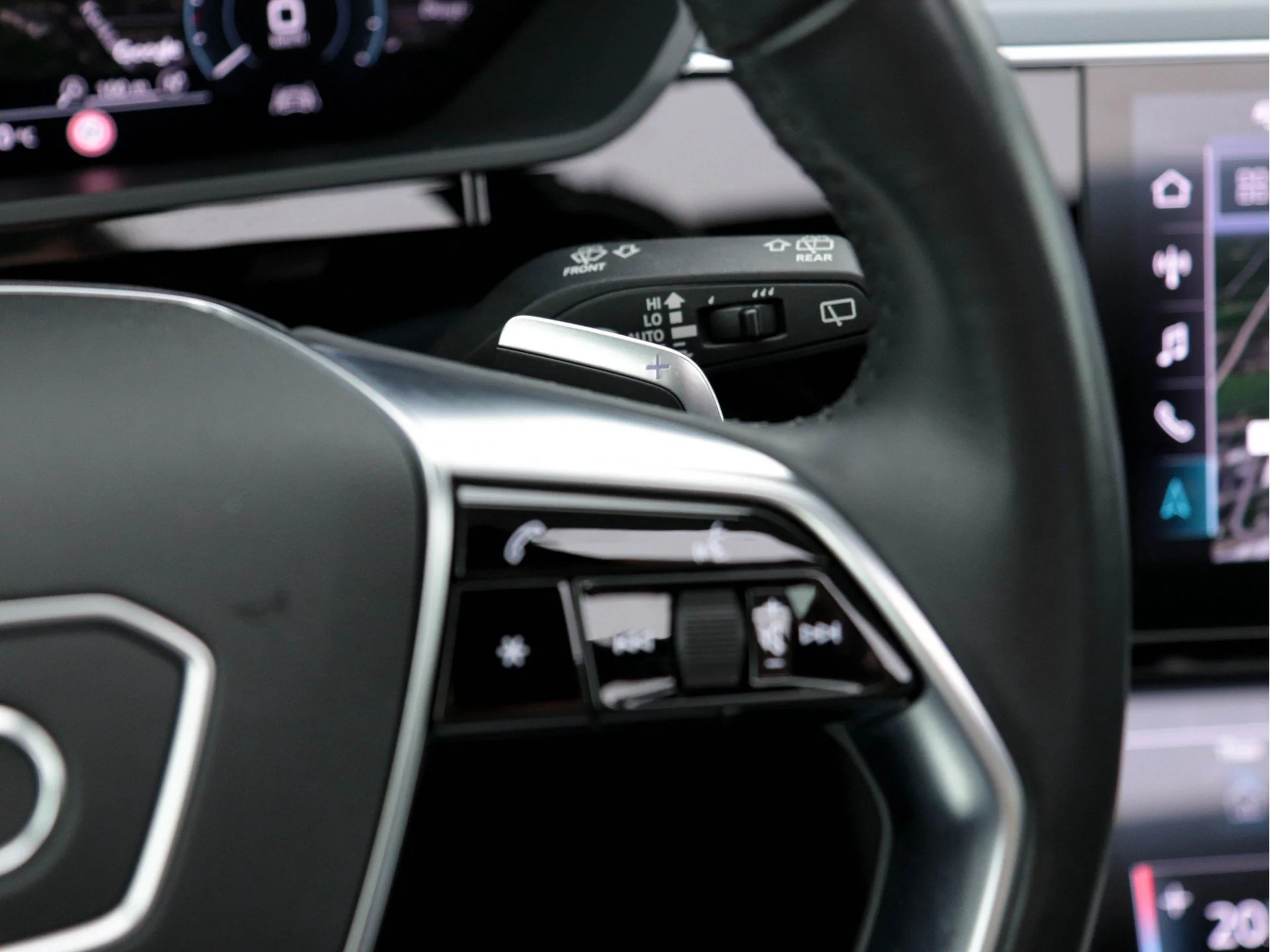 Audi E-Tron 50 - Quattro - Electric - Automatic - 360 hp - 47.295 km
