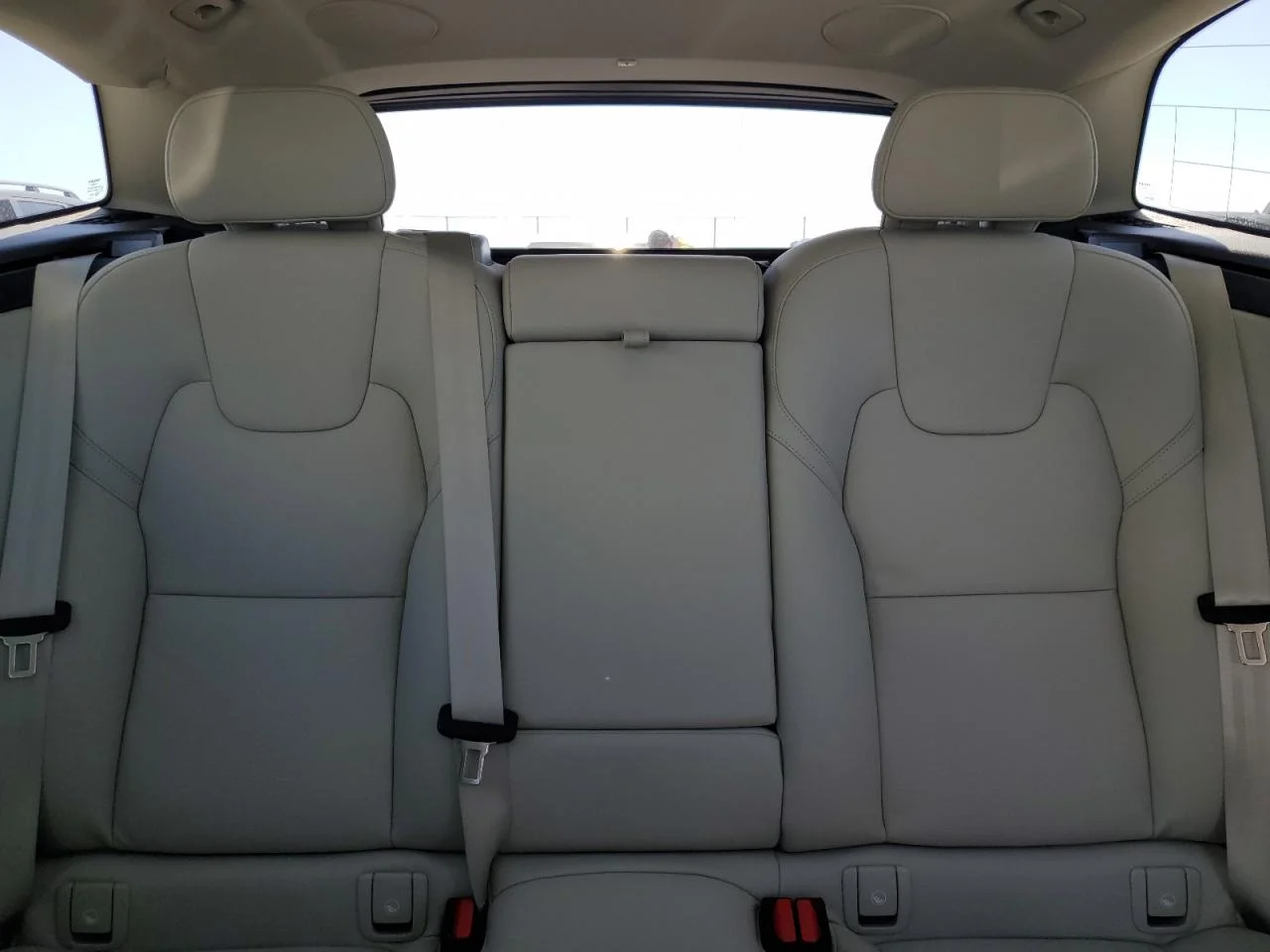 2024 VOLVO XC60 PLUS