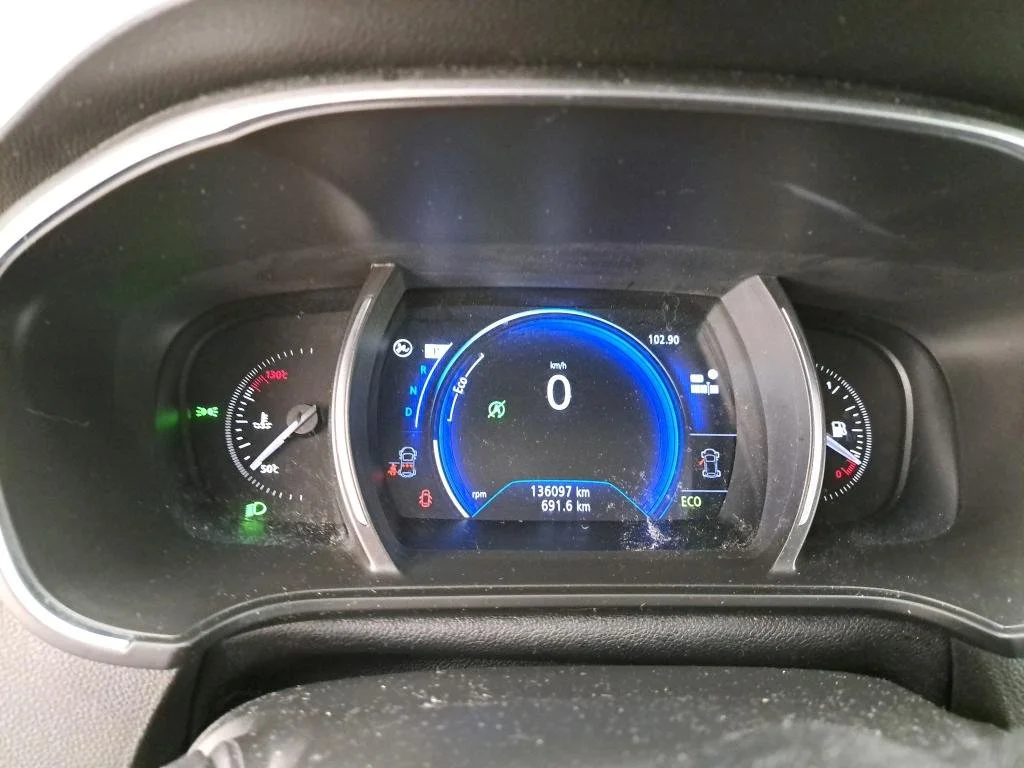 Renault Megane Grandtour 1.5 DCI Business - Дизельное топливо - Автоматическое - 110 hp - 136.097 km