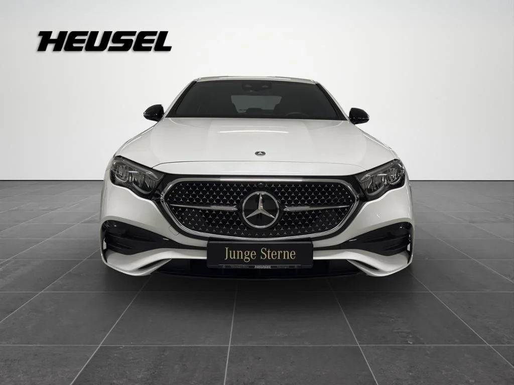 Mercedes-Benz E 200 AMG 2023