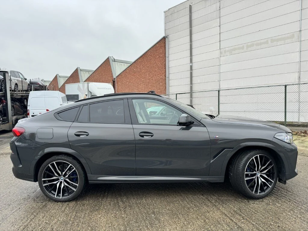 BMW X6 M M Performance - xDrive - Petrol - Automatic - 530 hp - 12.999 km