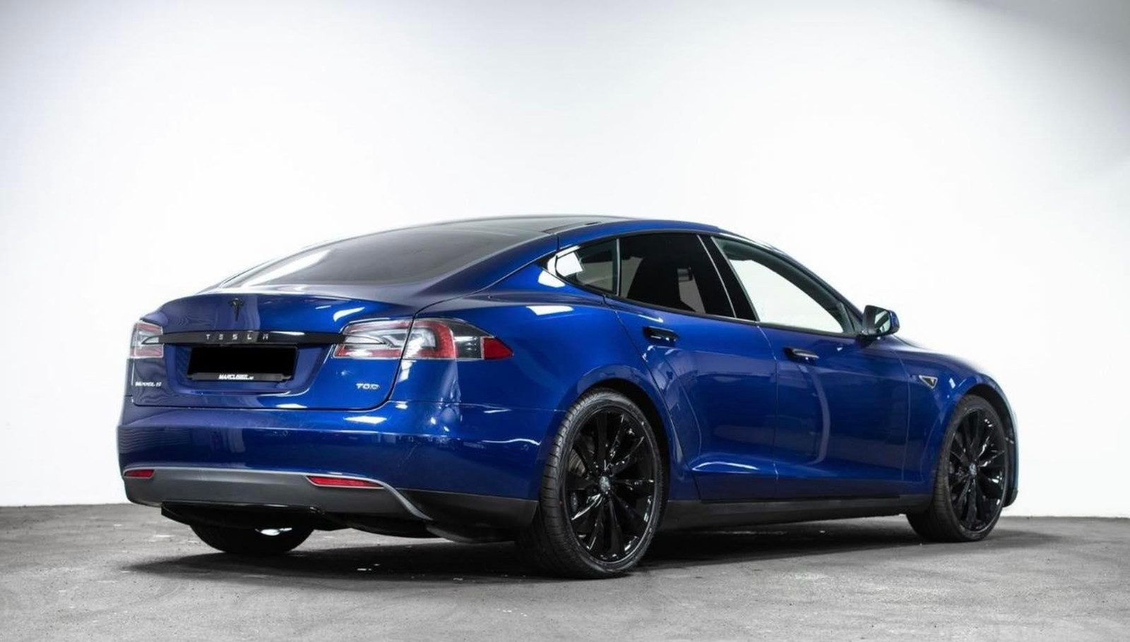 2015 Tesla Model S