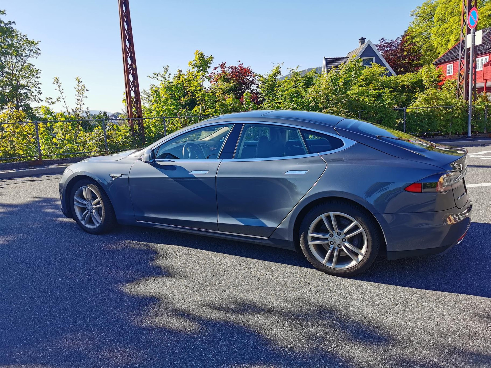 2014 Tesla Model S