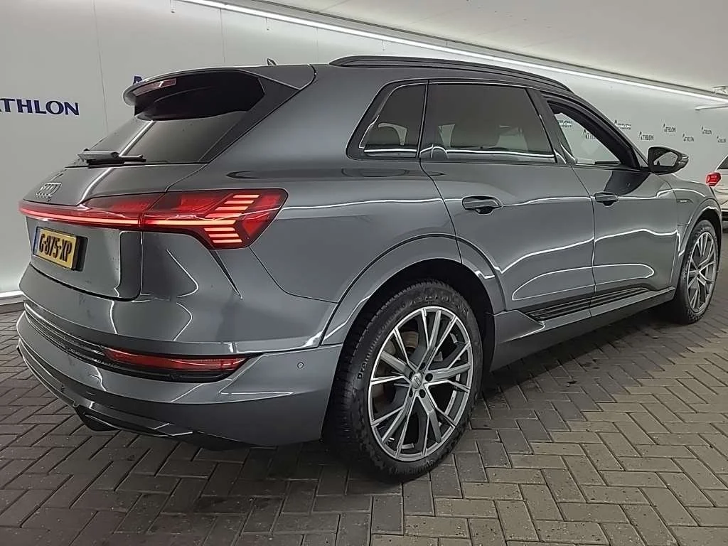 Audi E-Tron 50 Launch Edition - Quattro - Electric - Automatic - 313 hp - 61.920 km