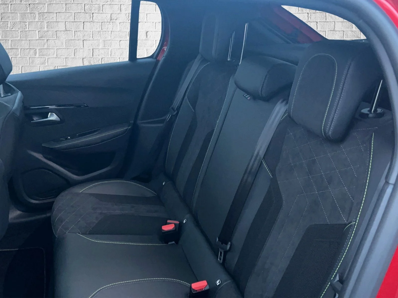 Peugeot e-208 2022