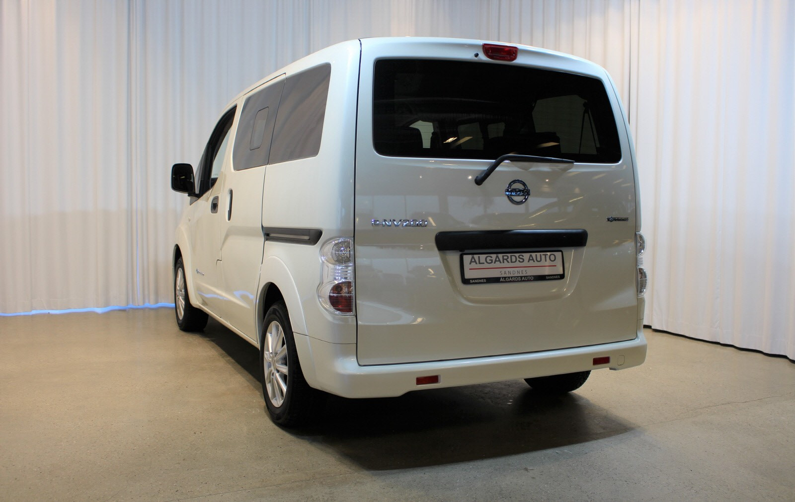 2016 Nissan e-NV