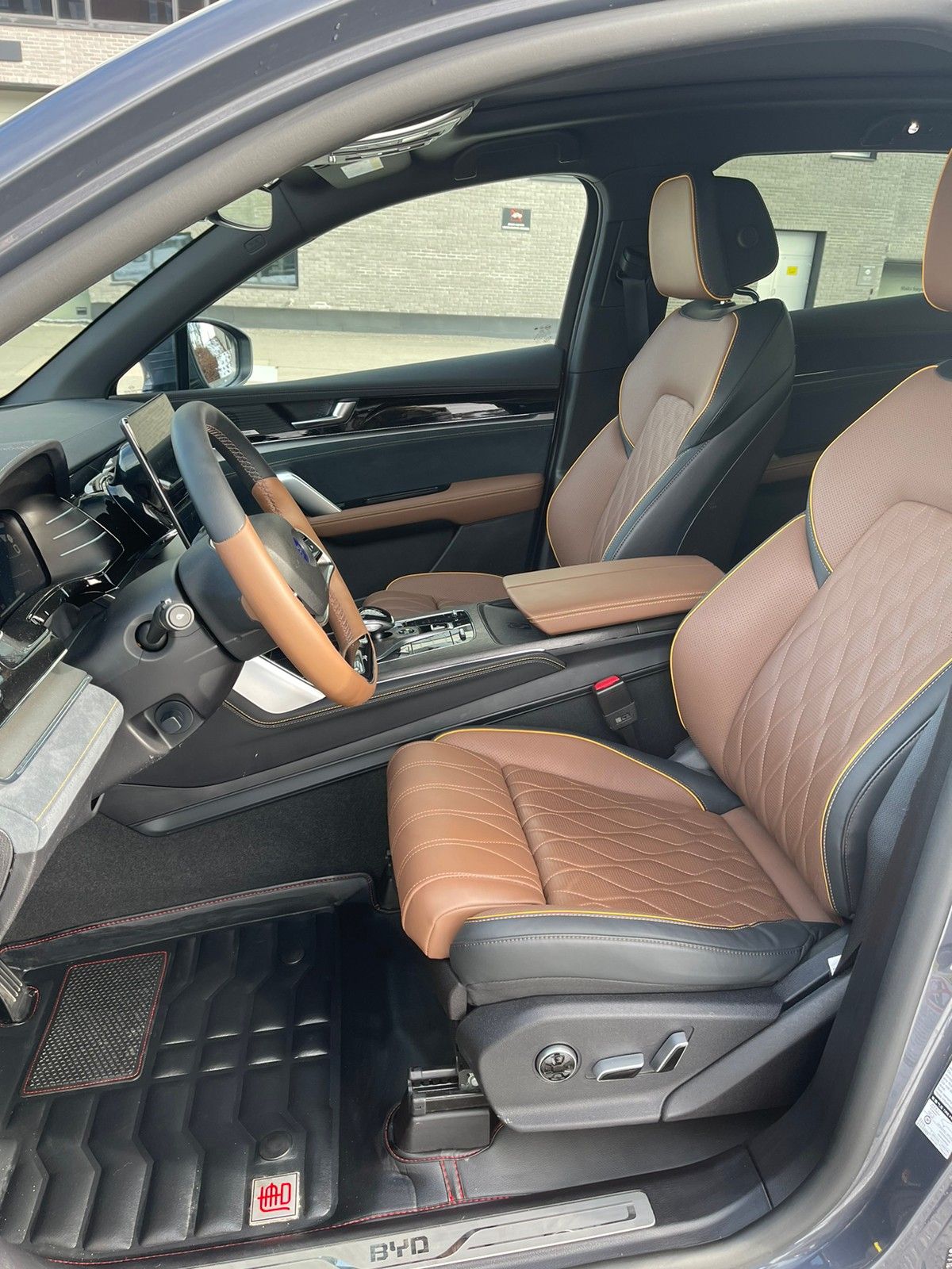 2021 BYD Tang