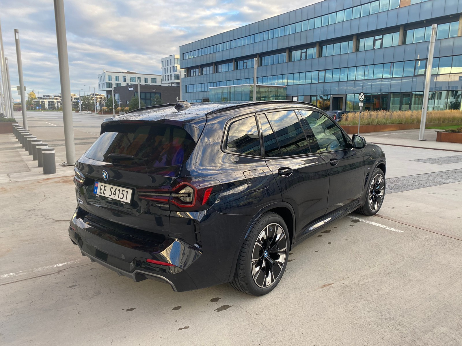 2022 BMW iX3