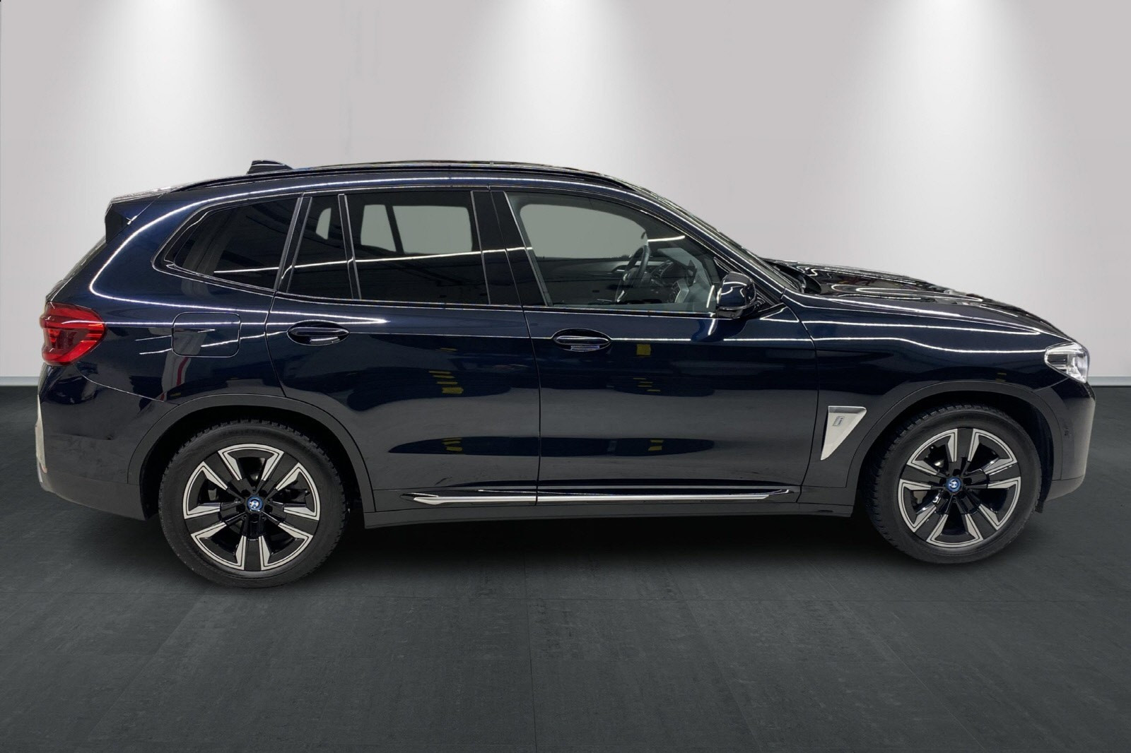 2021 BMW iX3