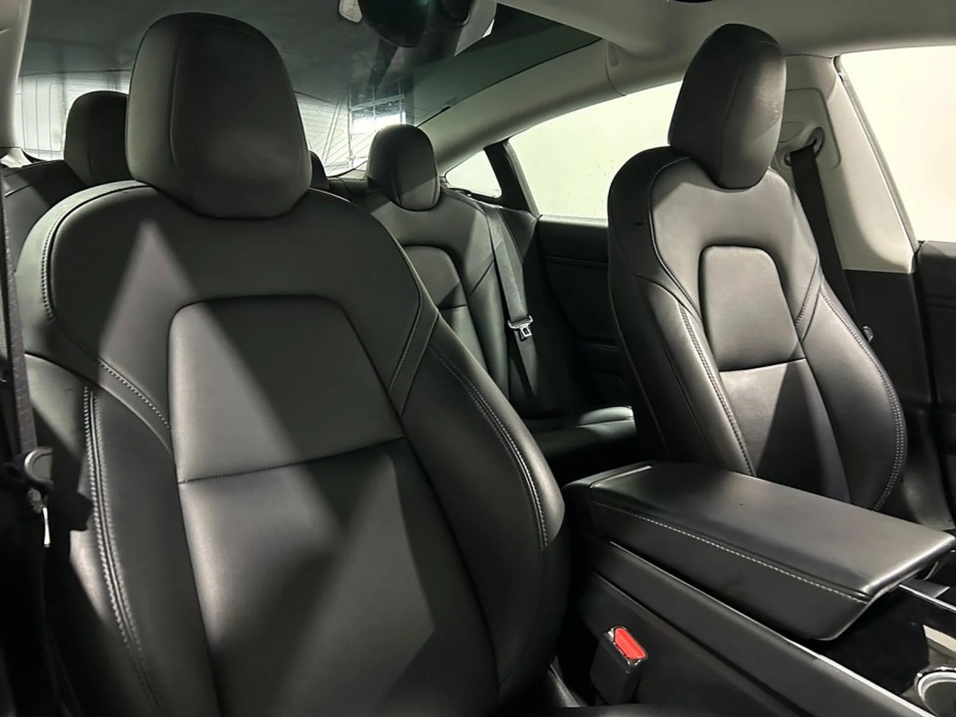 Tesla Model 3 Long Range - Electric - Automatic - 287 hp - 134.792 km