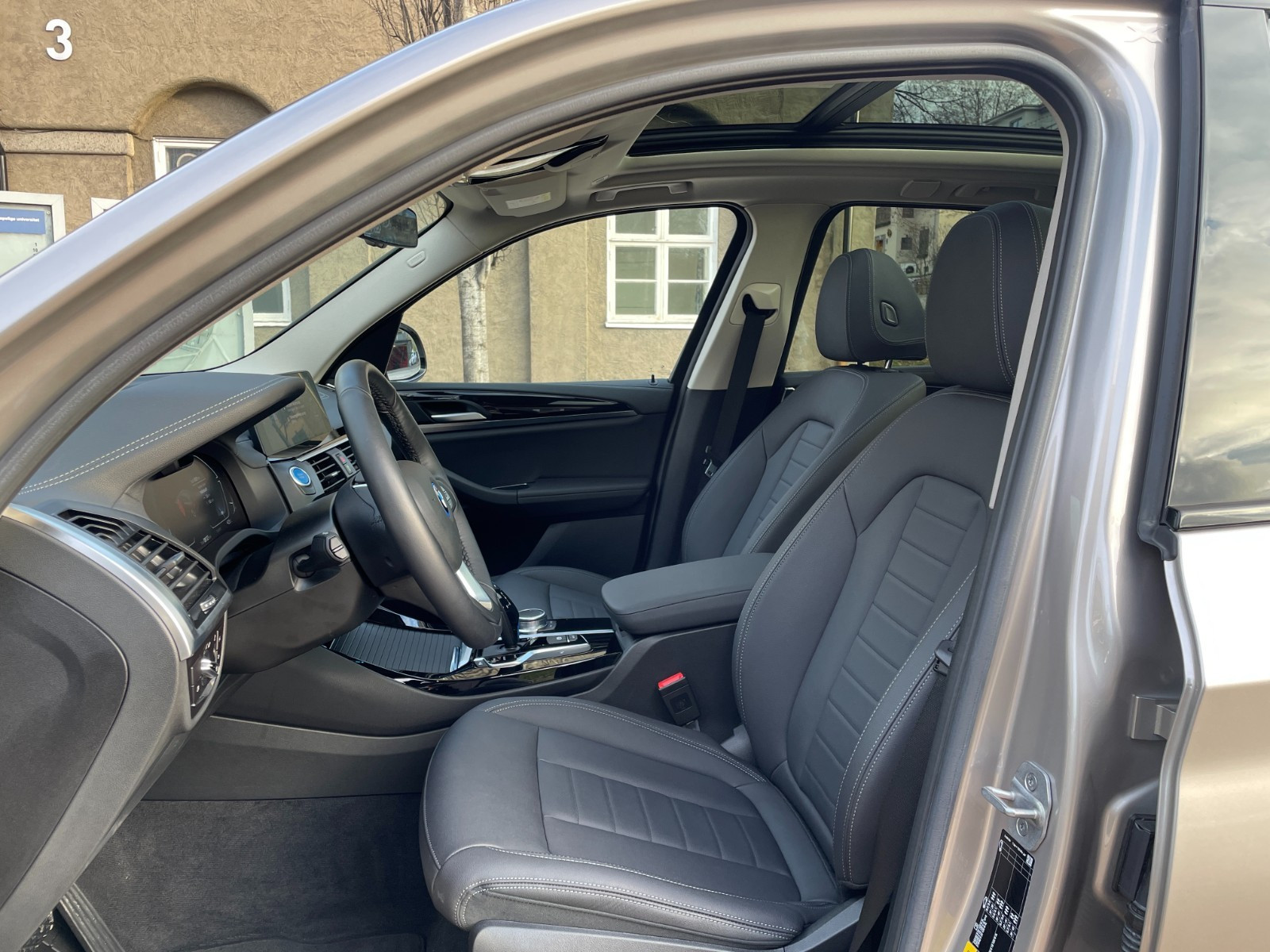 2021 BMW iX3