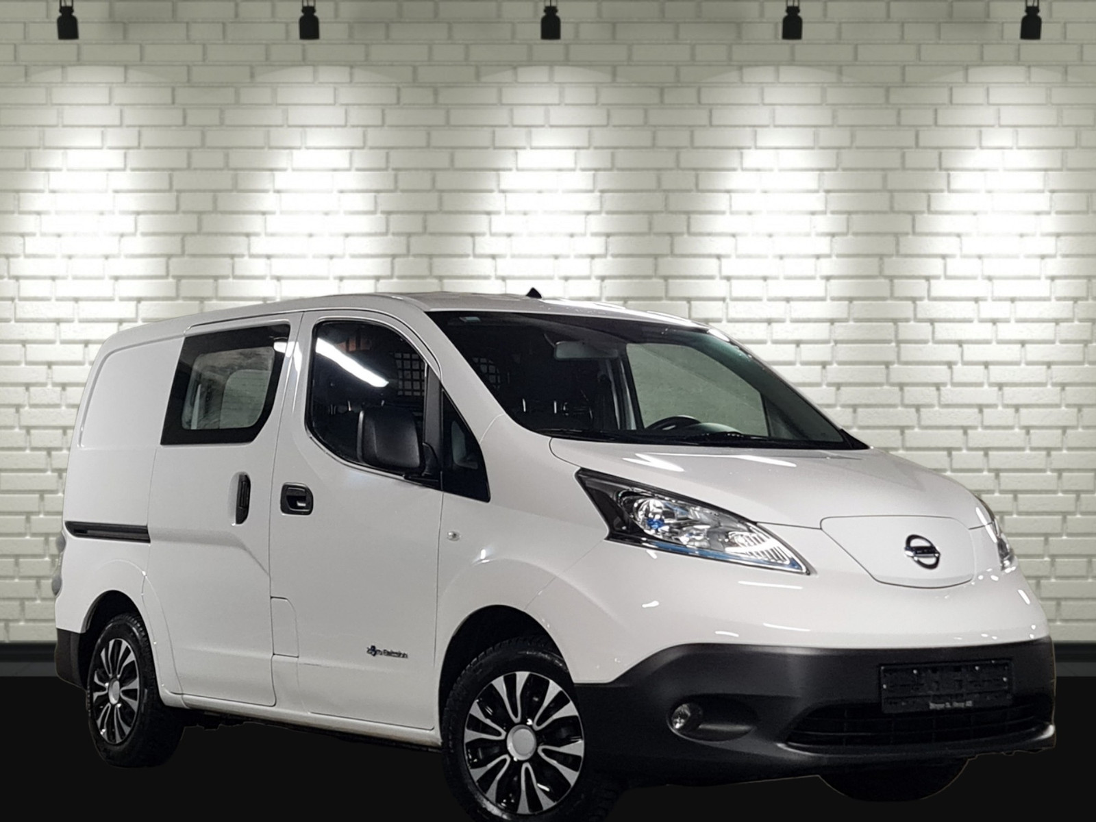 2017 Nissan e-NV