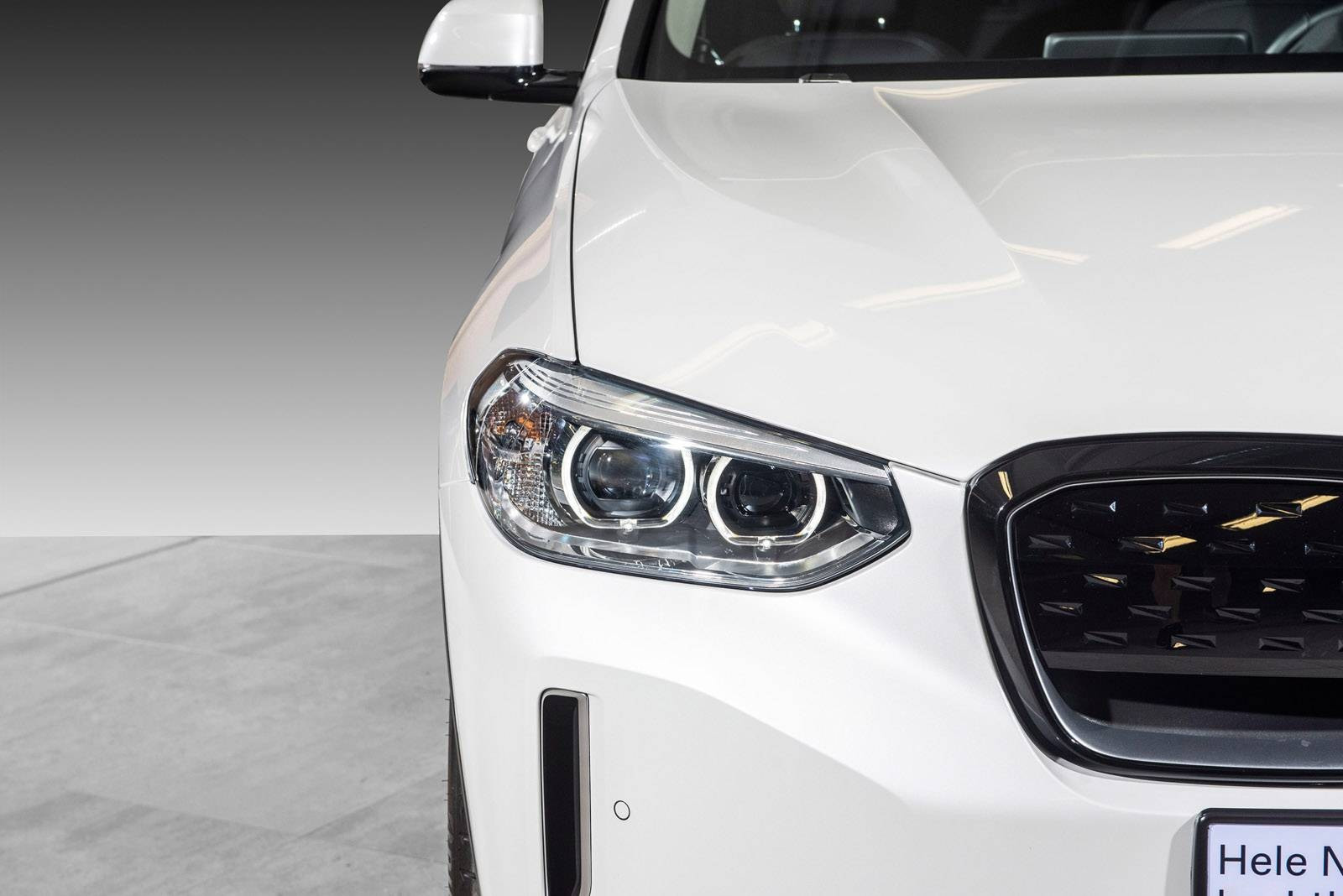 2021 BMW iX3