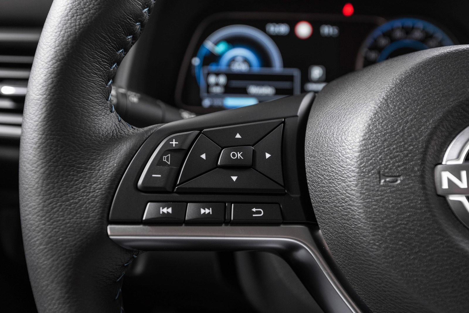 2023 Nissan Leaf