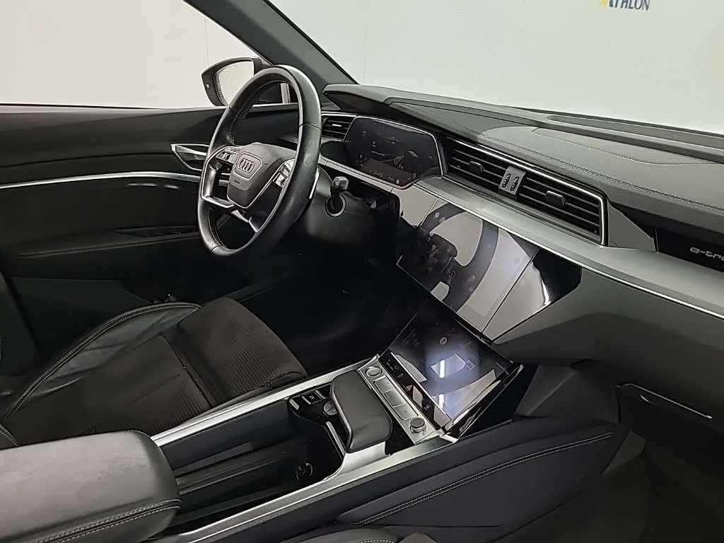 Audi E-Tron 50 Launch Edition - Quattro - Electric - Automatic - 313 hp - 61.920 km