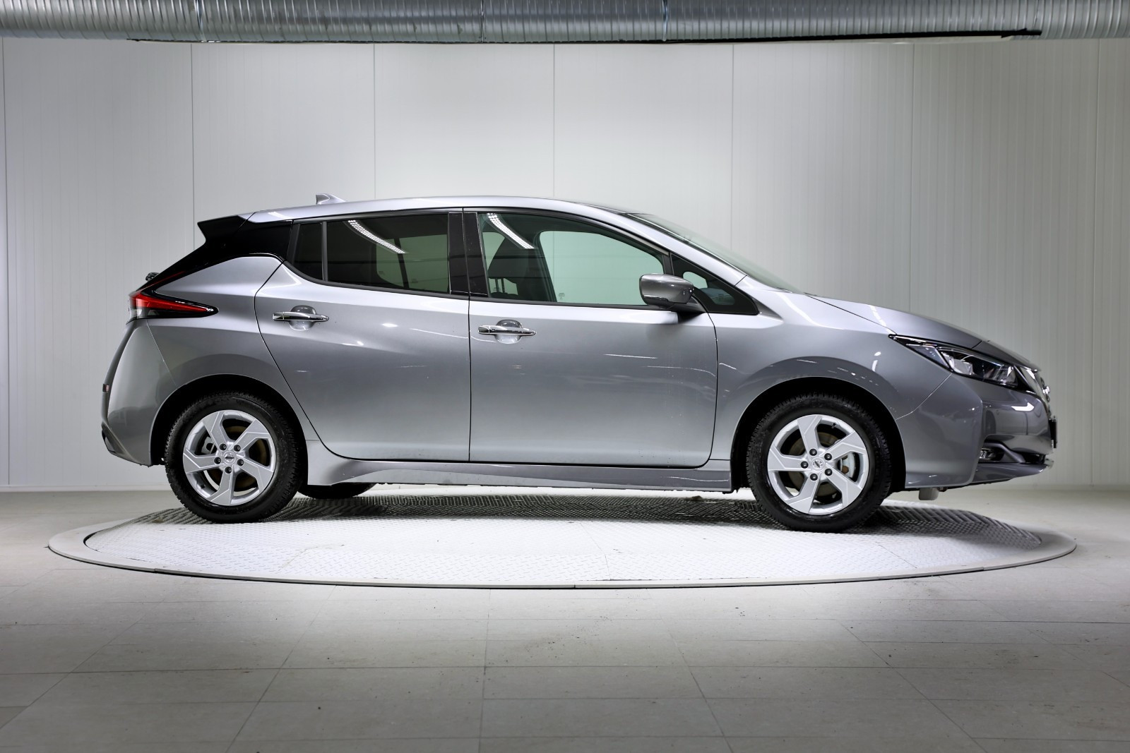 2022 Nissan Leaf