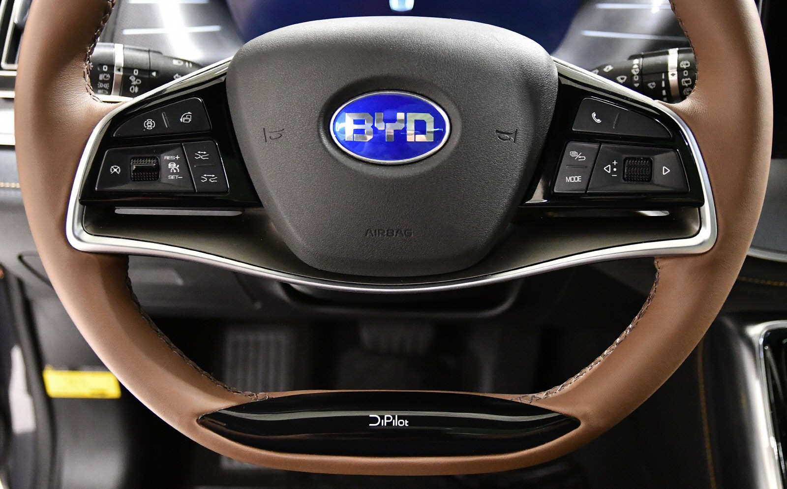 2021 BYD Tang