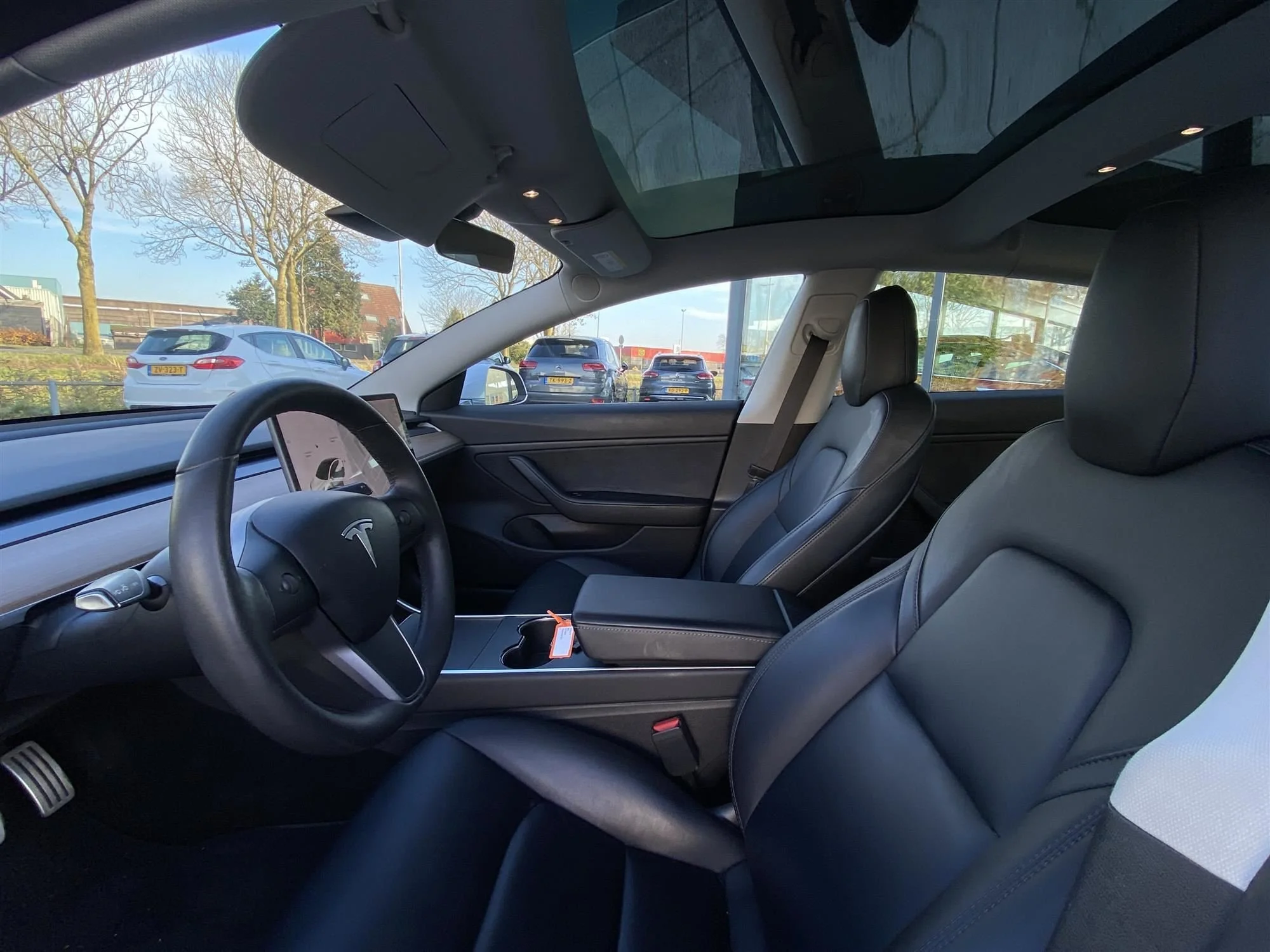 Tesla Model 3 Performance 75 kWh - AWD - Electric - Automatic - 462 hp - 121.576 km