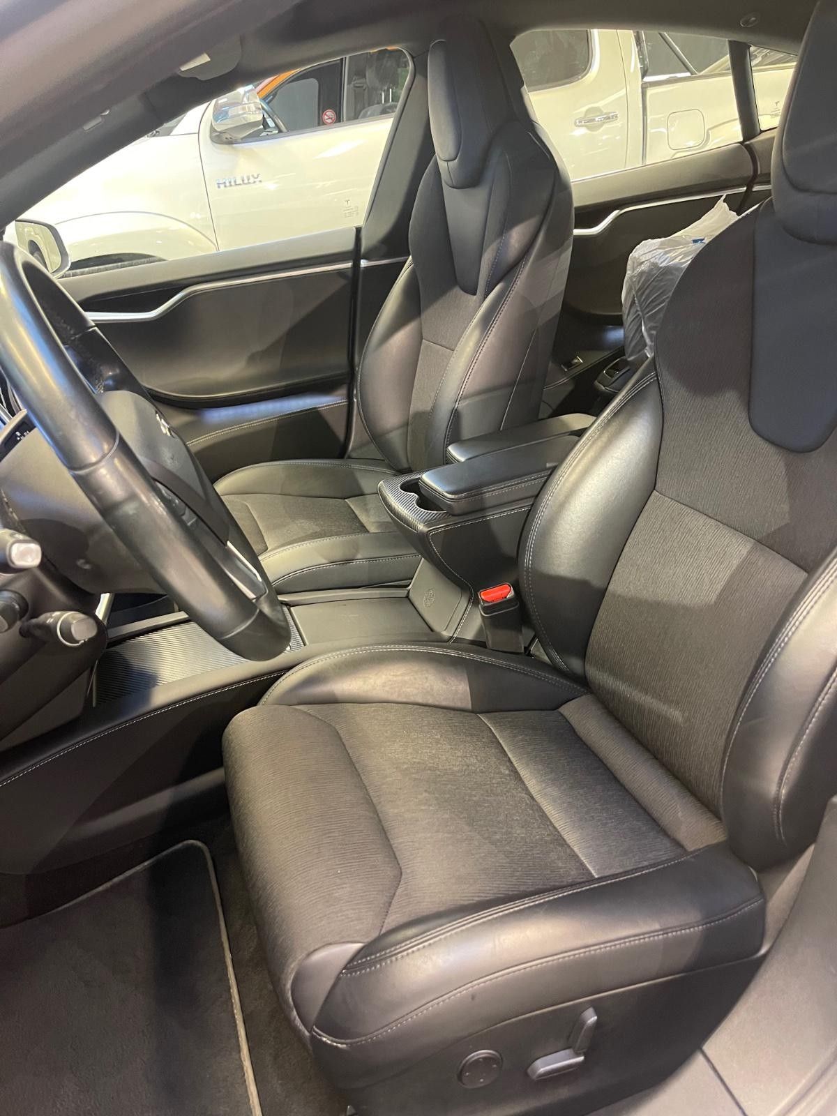 2017 Tesla Model S