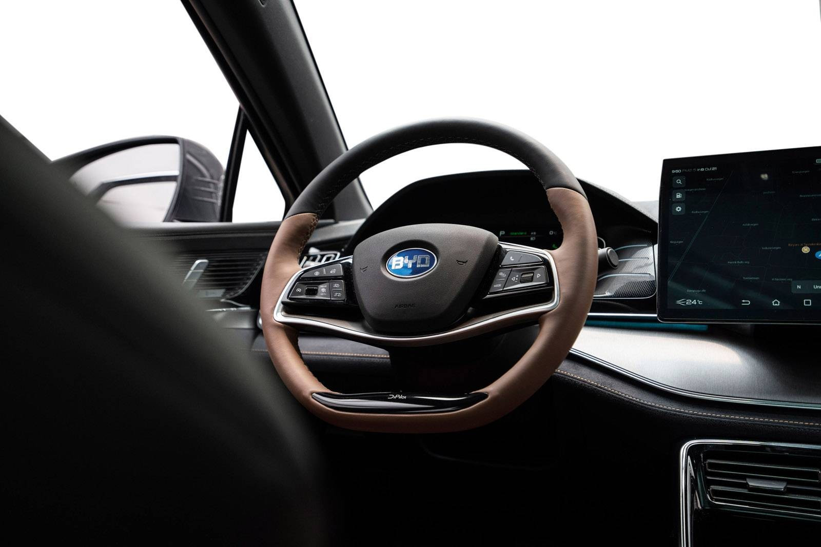 2022 BYD Tang