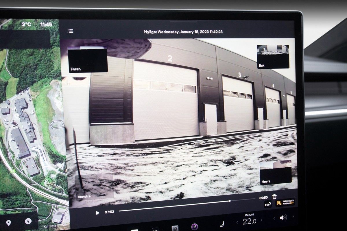 2022 Tesla Model X PLAID