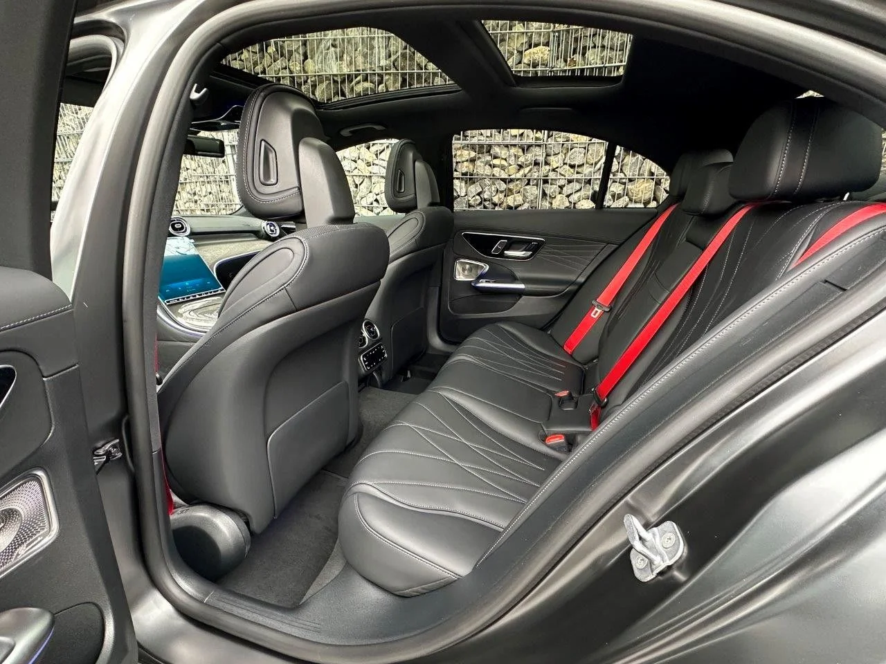 8569Mercedes-Benz C 63 AMG 4M 2025