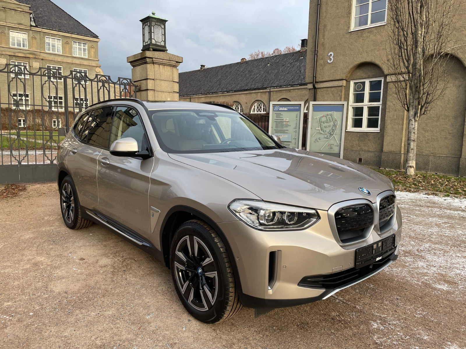 2021 BMW iX3