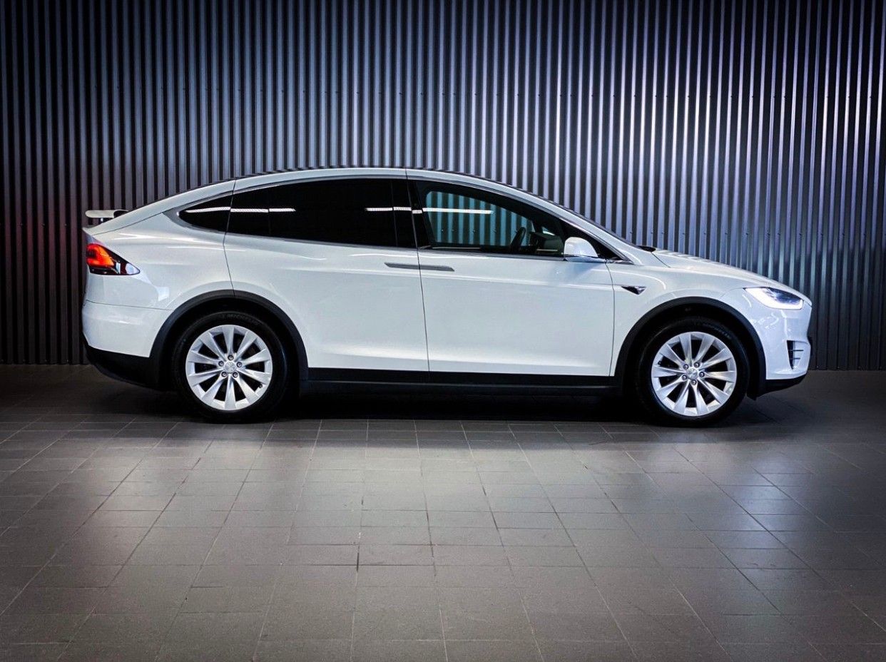 2020 Tesla Model X