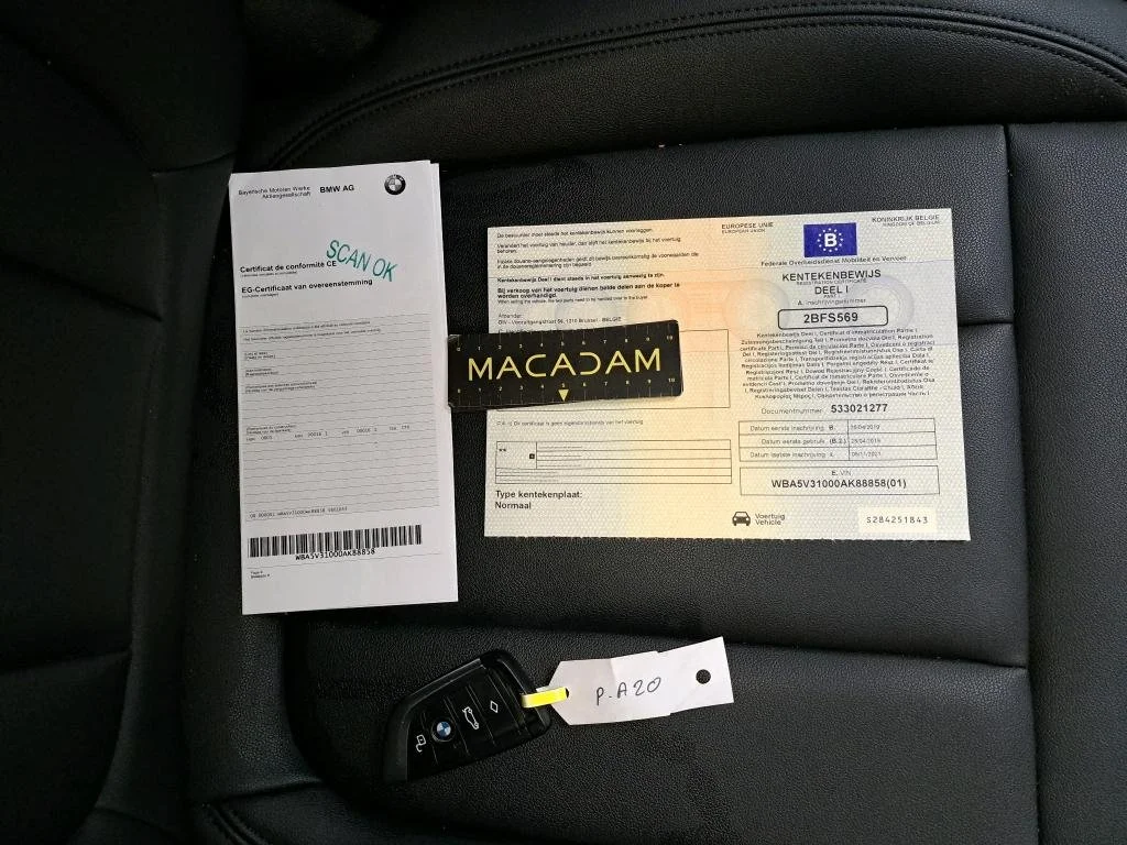 BMW 3 Series 318d Advantage - Дизельное топливо - Автоматическое - 136 hp - 76.615 km
