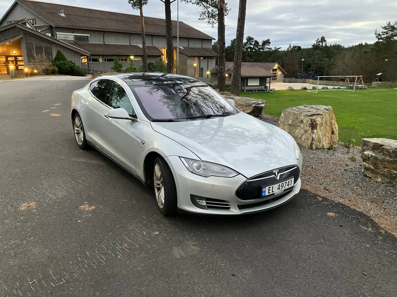 2014 Tesla Model S