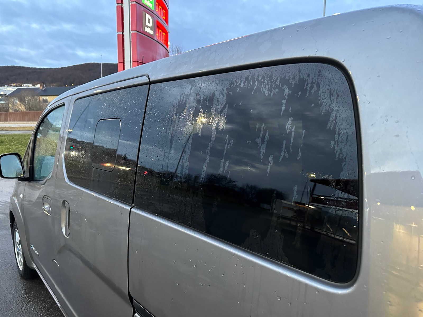 2018 Nissan e-NV