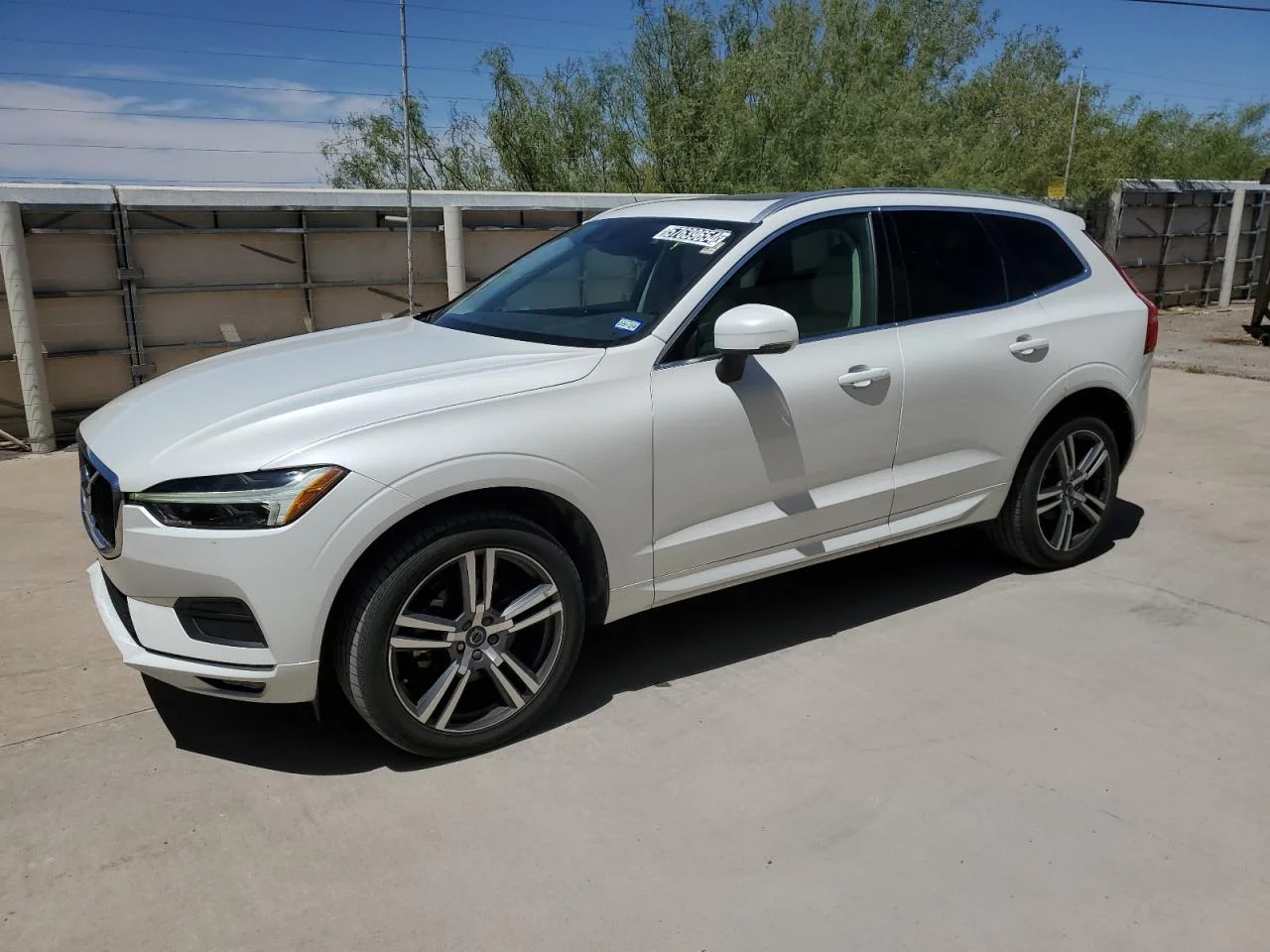 2021 VOLVO XC60 T5 MOMENTUM