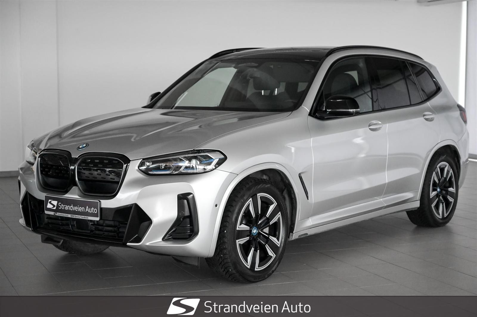 2022 BMW iX3