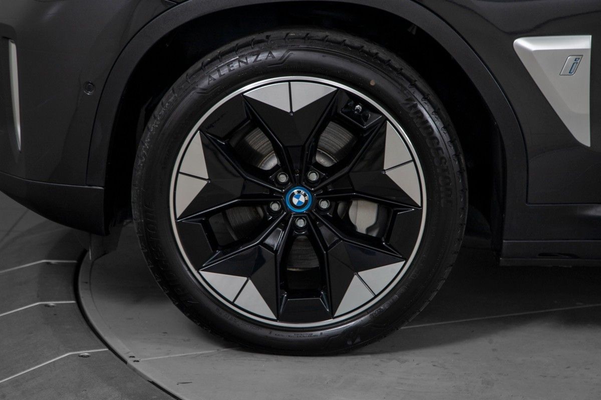 2021 BMW iX3
