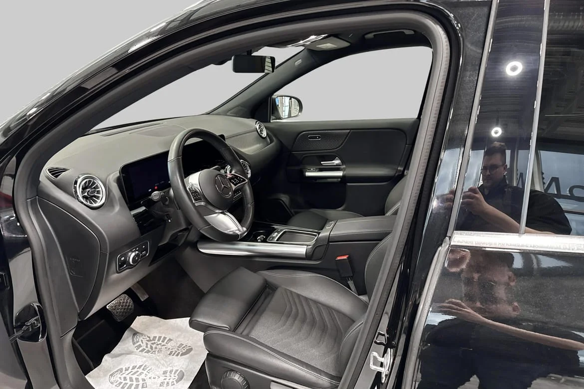Mercedes-Benz EQA 2023