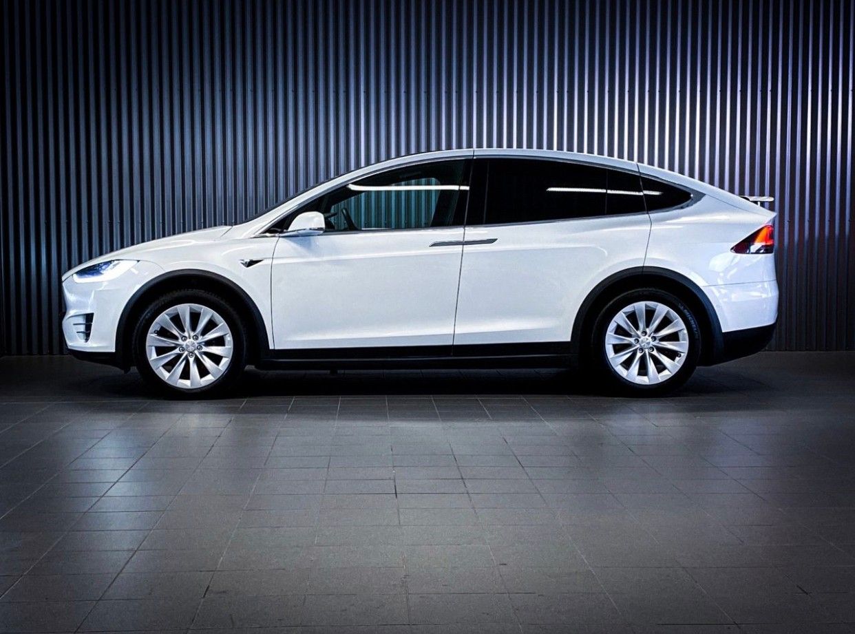 2020 Tesla Model X