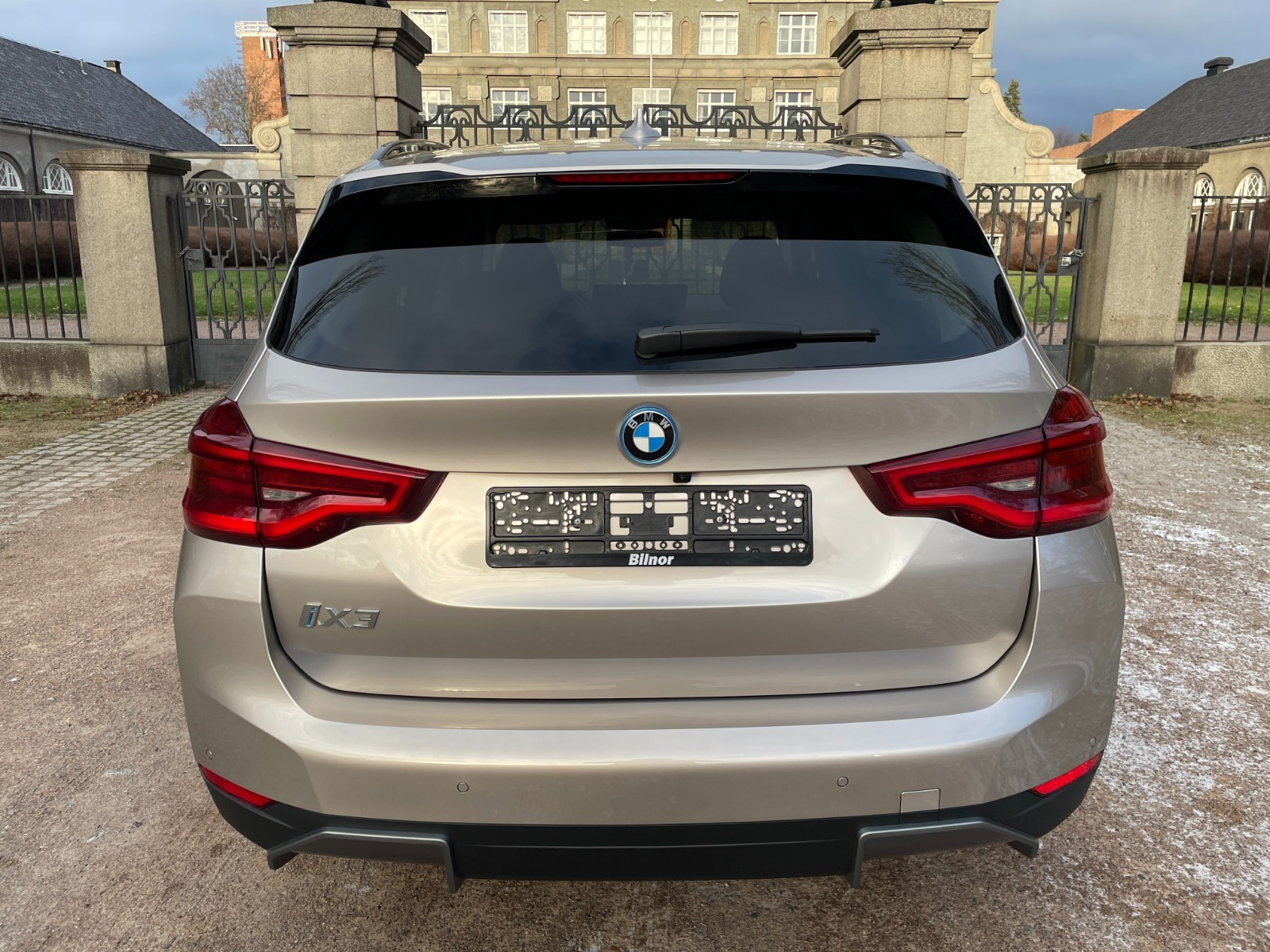 2021 BMW iX3