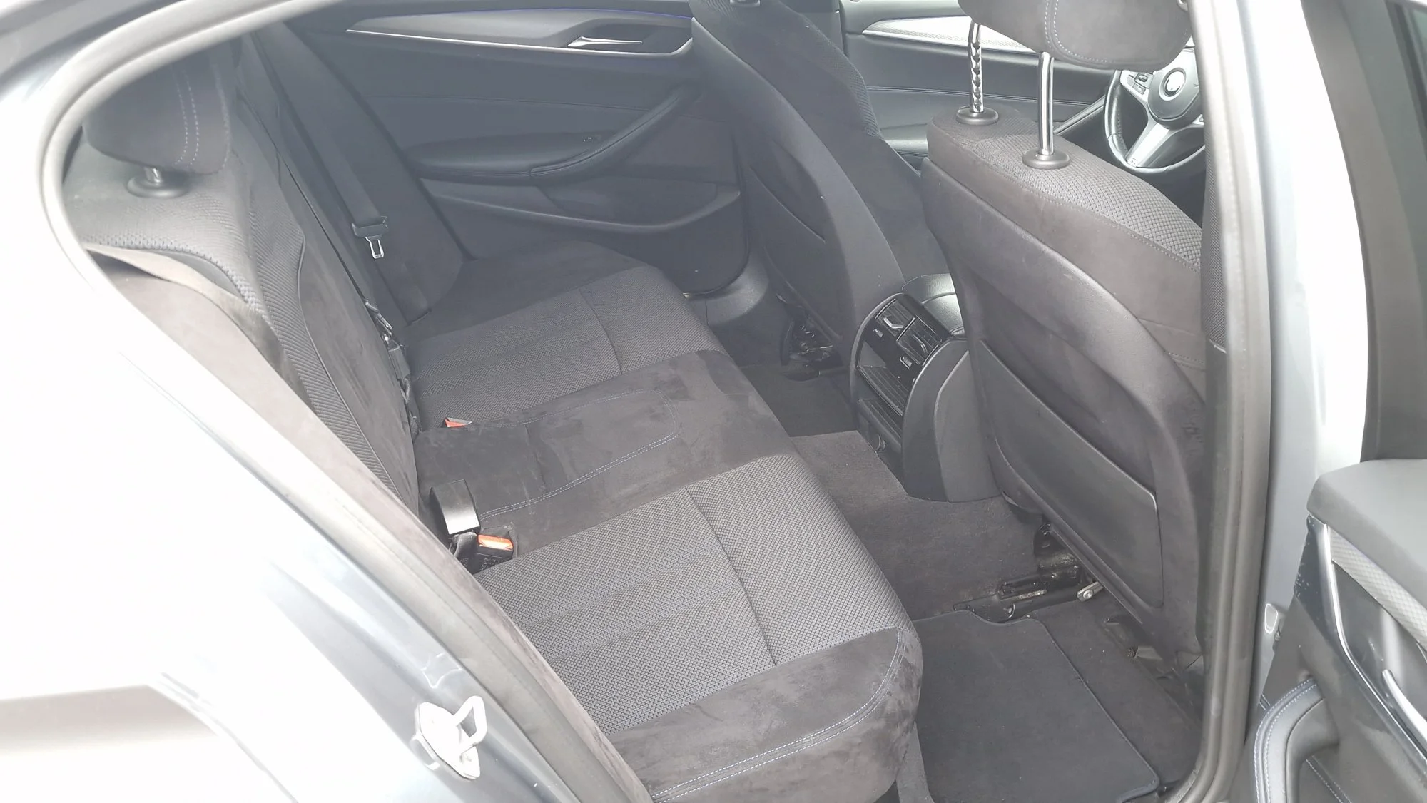 BMW 5 Series 518d M sport - Diesel - Automatic - 136 hp - 128.784 km