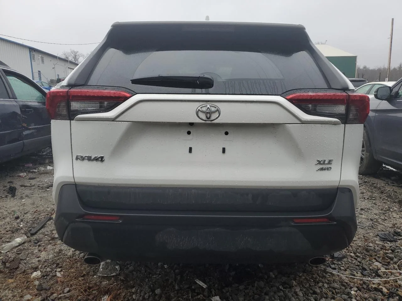 TOYOTA RAV4 XLE  2022