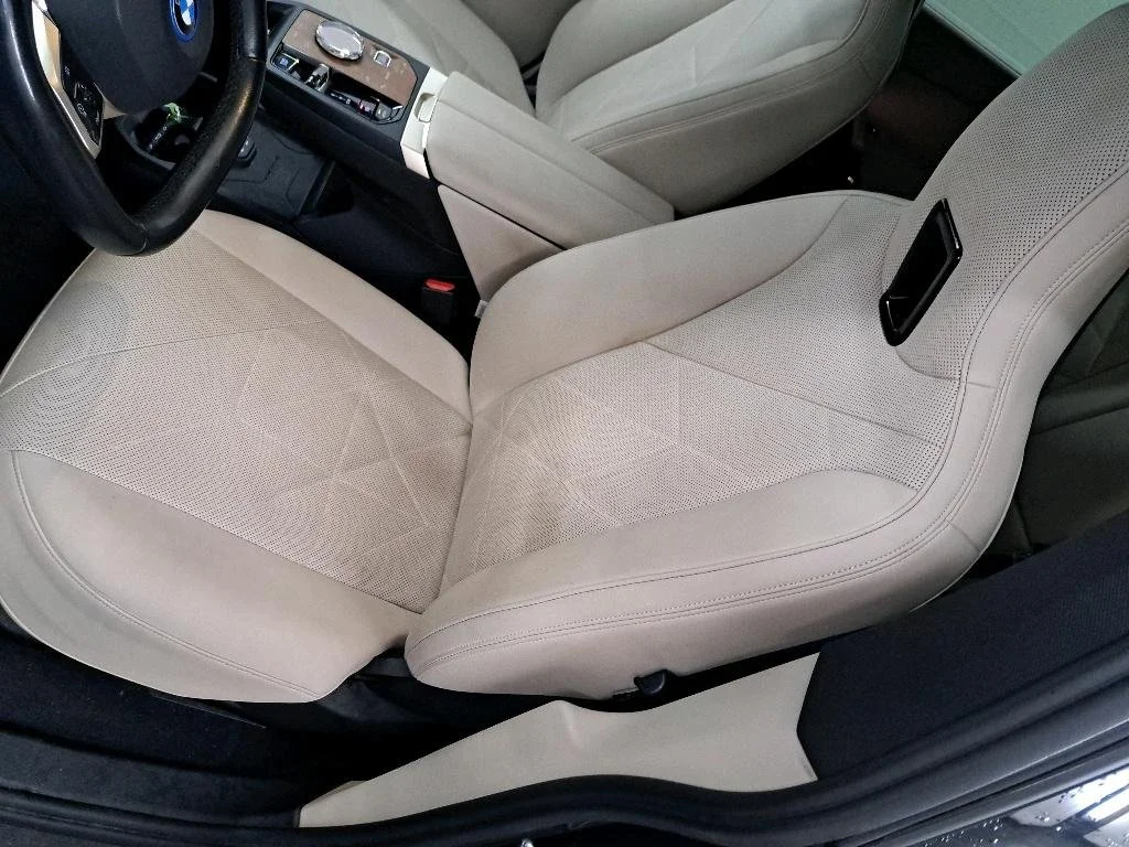 BMW iX - xDrive - Electric - Automatic - 326 hp - 118.966 km